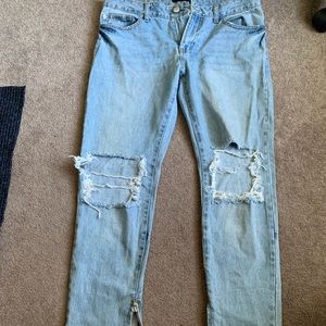 Blue skinny jeans